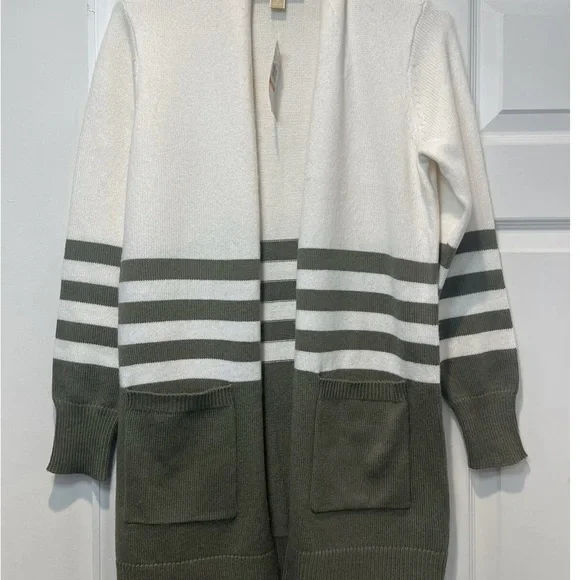 NWT‼️ Michael Kors Cream and Army Green Open Front Cardigan - Picture 7 of 7